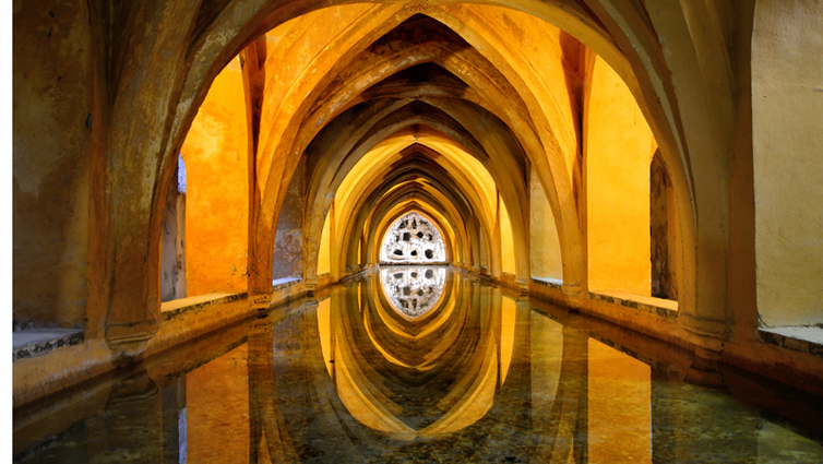 Alcazar-Sevilla-iStock-583971882.jpg