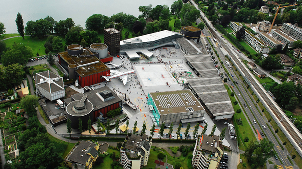 Luftansicht vom Verkehrshaus Luzern